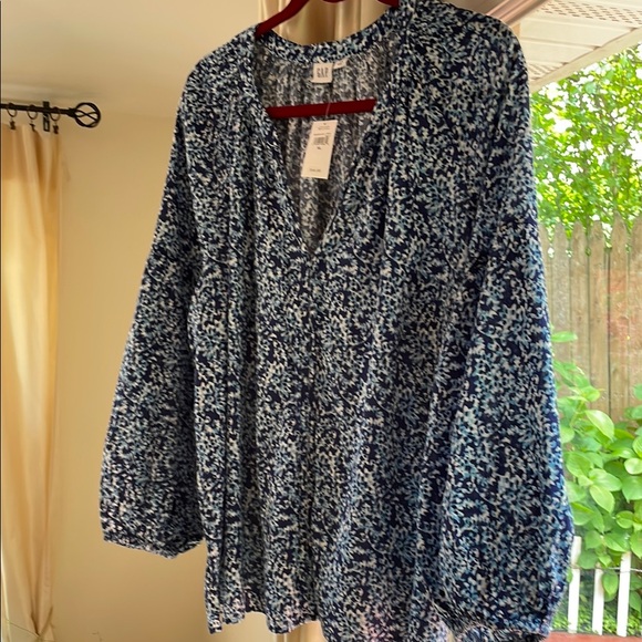 GAP Blue and White 3/4 Sleeve Relaxed Blouse - Picture 5 of 9